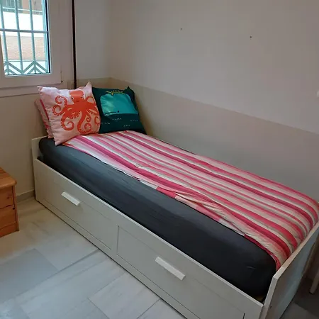 Komfortable Erste Strandreihe Playa Burriana * Nerja