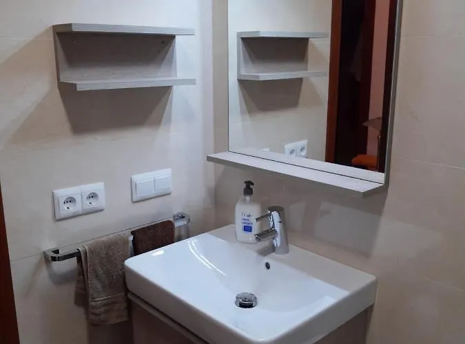 Komfortable Erste Strandreihe Playa Burriana Nerja