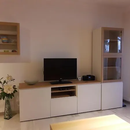 1a Komfortable Erste Strandreihe Playa Burriana Wifi Air Conditioning Front Row Nerja