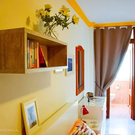 Komfortable Erste Strandreihe Playa Burriana * Nerja