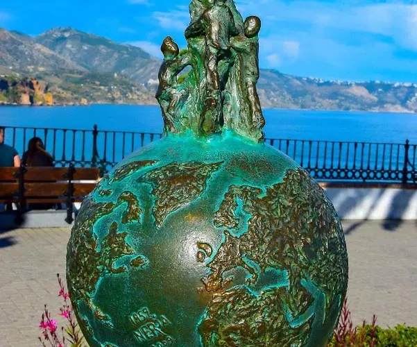 Apartment Komfortable Erste Strandreihe Playa Burriana Nerja